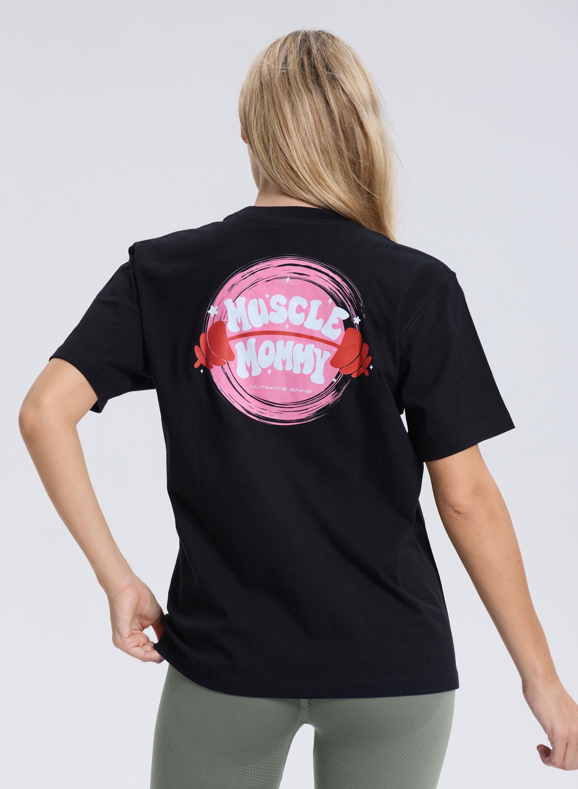 LIMITED EDITION Ultimate Gainz Muscle Mommy Shirt Zwart - Dames sportkleding | Ultimate Gainz