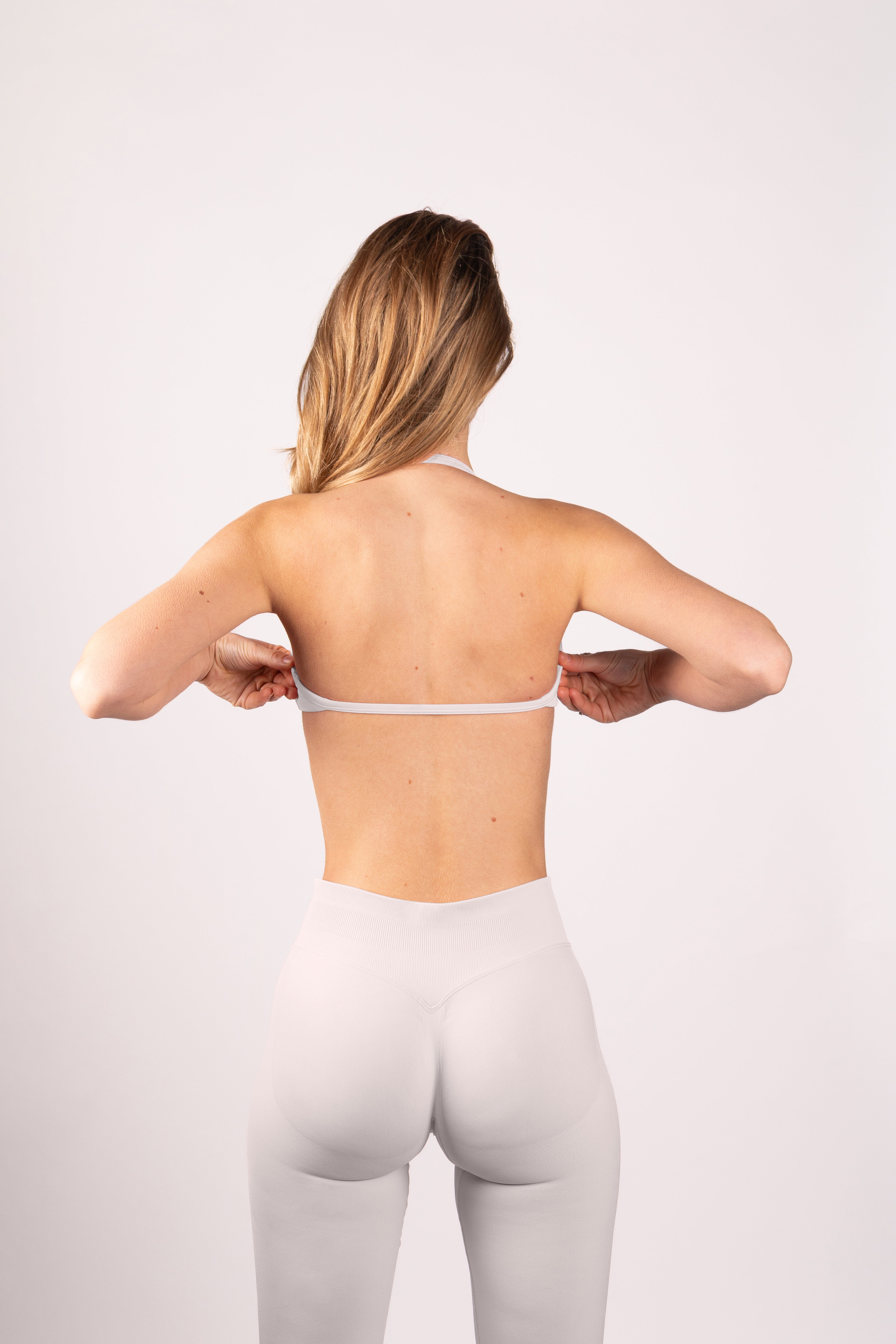 Beau Sports BH V2 Ivory - Dames fitness kleding zijkant