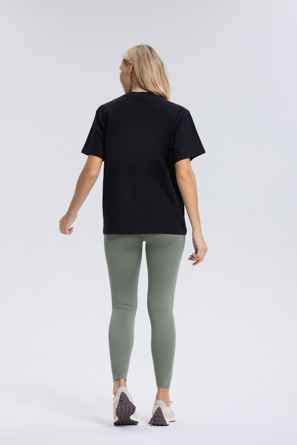 Ultimate Gainz Oversized Shirt Unisex Zwart - Dames activewear detail